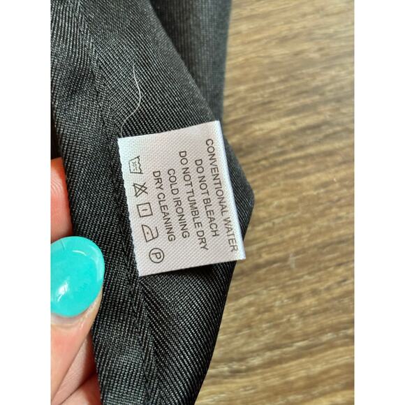 Set of Mr. and Mrs. Aprons Black & White Newly Weds Engaged Just Married - Picture 11 of 12